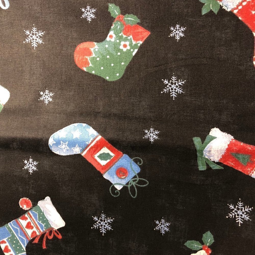 🛒 $9 - Quilt Cotton Fabric Material - 1 1/2 yard Christmas Stocking Black #2001